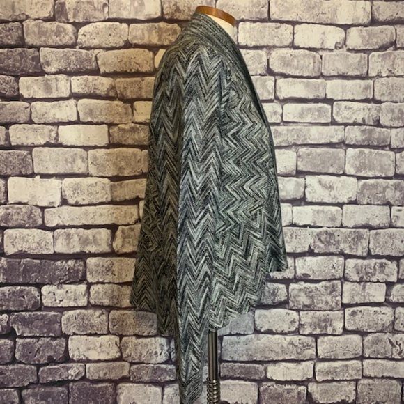 Apt. 9 No Close Cardigan Size Medium - Picture 7 of 10